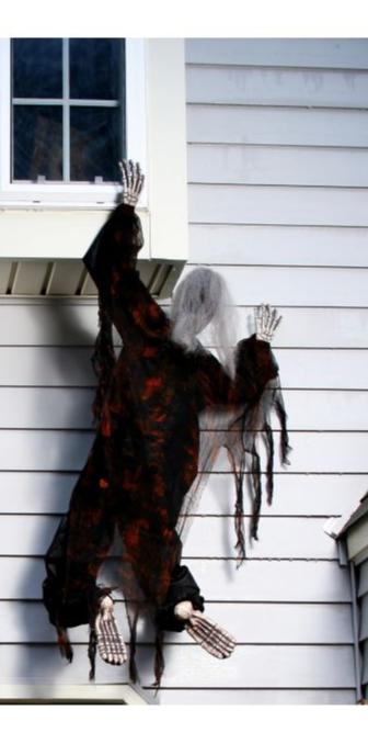 5 FT Climbing Dead Black Gauze Zombie