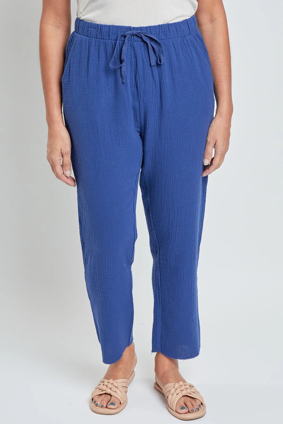 Women's Double Gauze Relaxed Fit Cropped Pant with Frayed Hem Deal Navy
