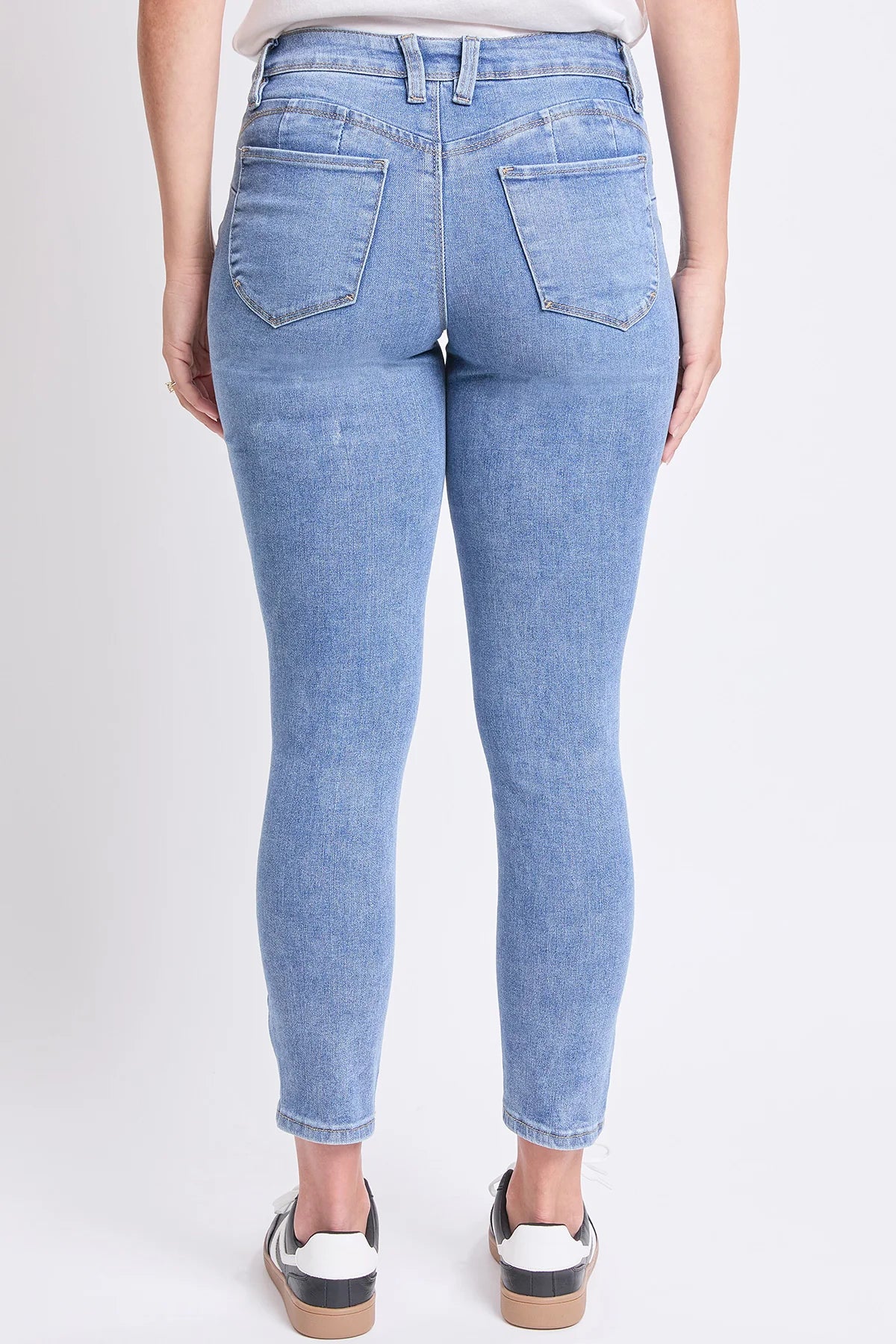 WannaBettaButt Skinny Jeans Medium Blue - Royalty