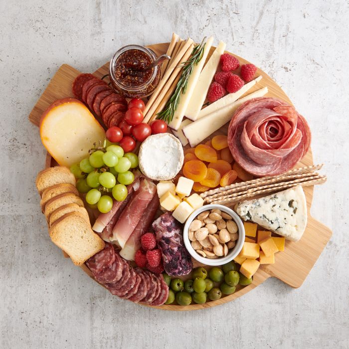 Round Charcuterie Board 18" x 15"