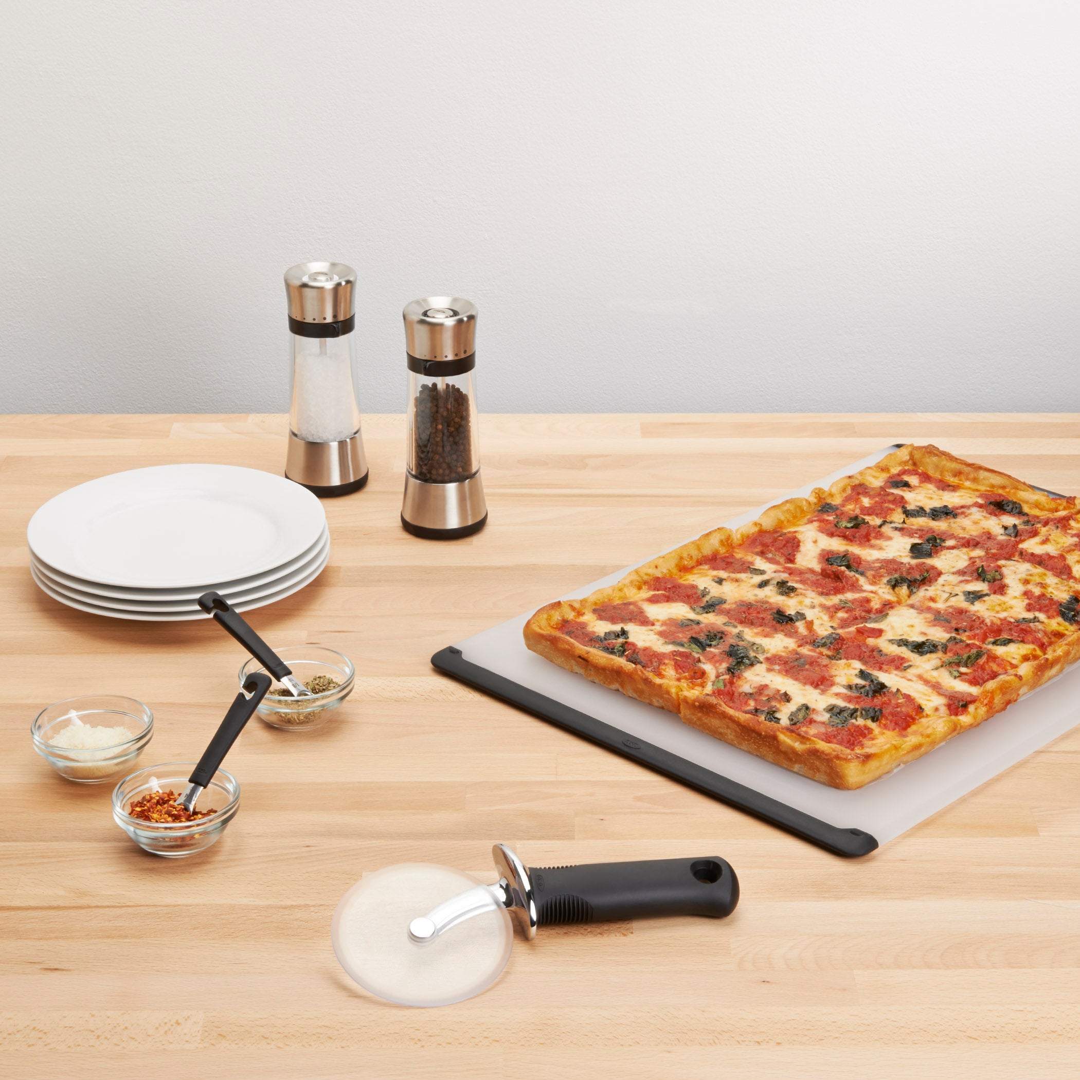 OXO GG NON-STICK PIZZA WHEEL