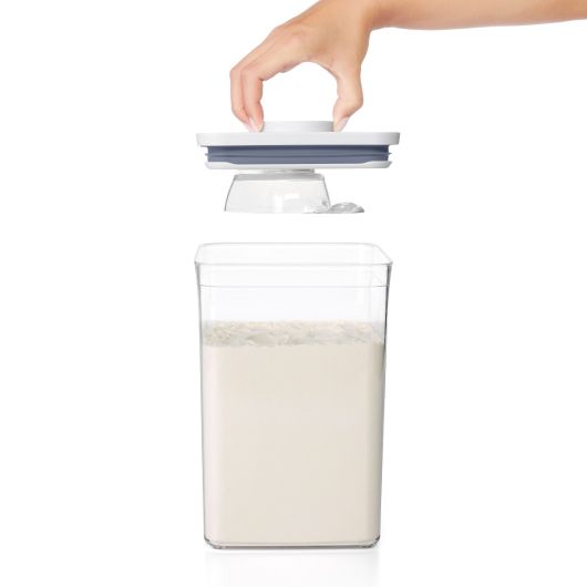 OXO GG POP CONTAINER HALF CUP SCOOP-NEW
