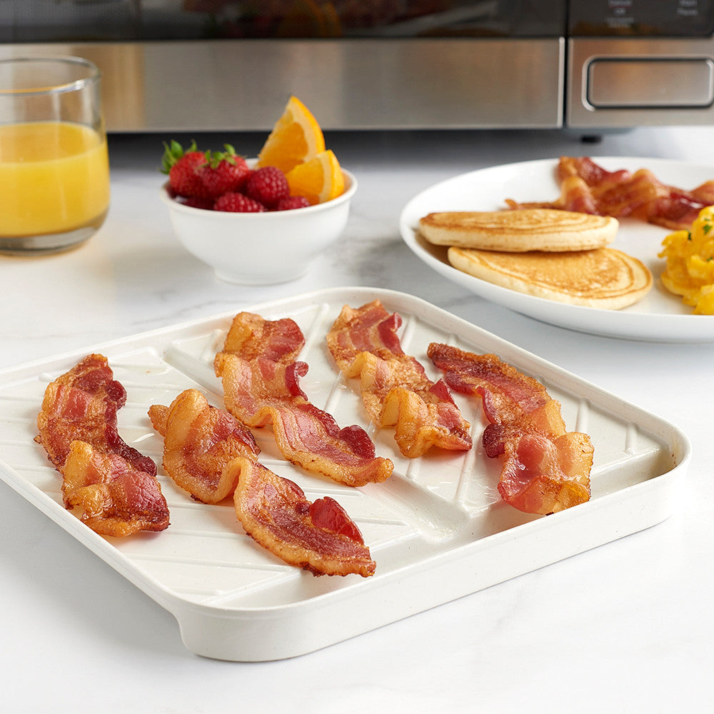 Medium Slanted Bacon Tray with Lid