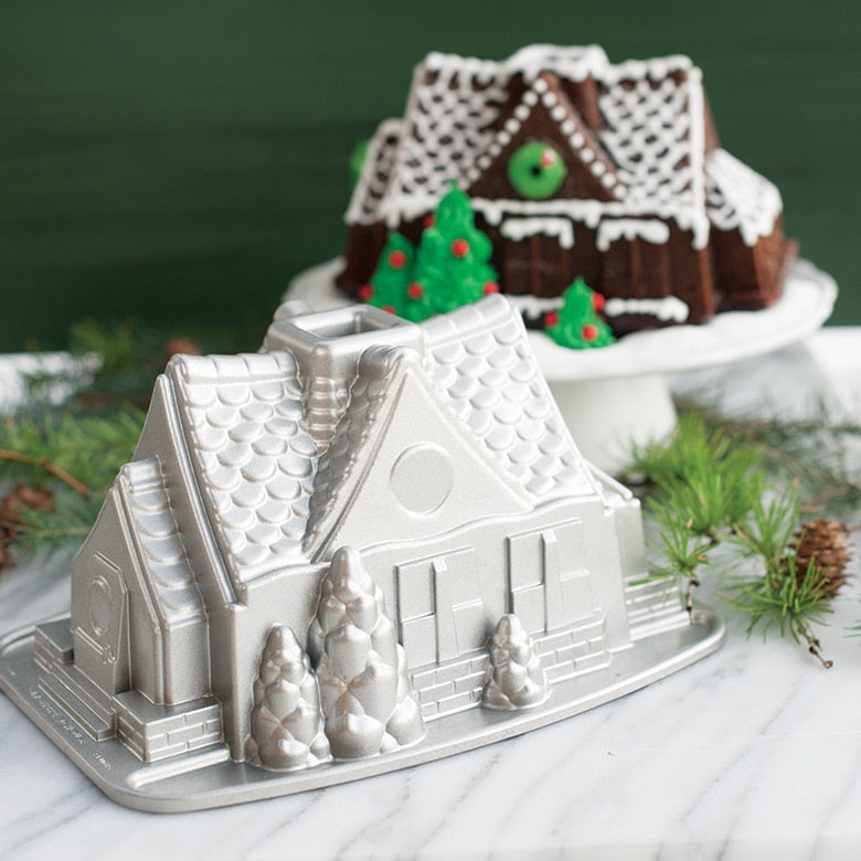 Gingerbread House Bundt Pan