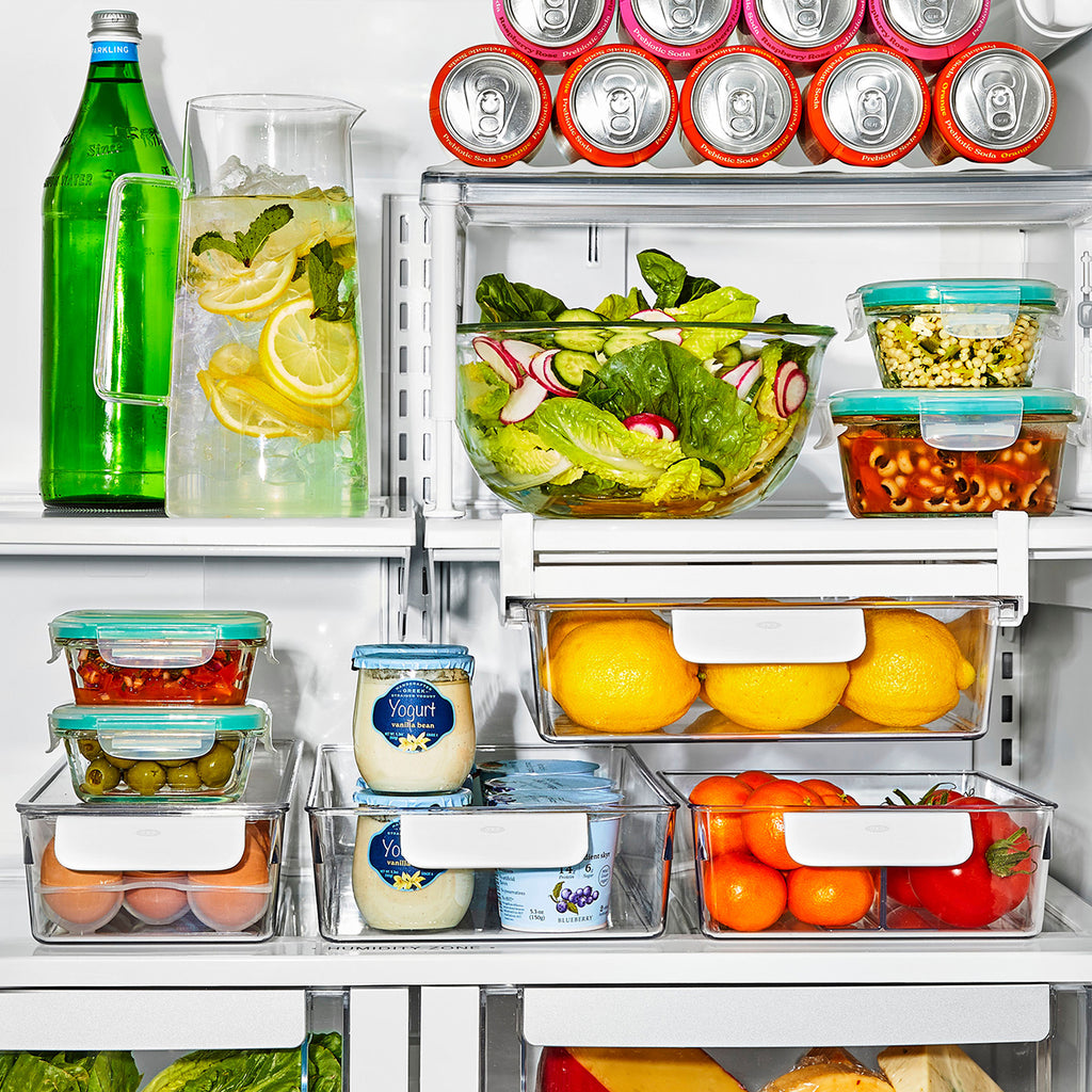 ¿Quieres organizar finalmente el contenido de tu nevera? ¿Buscas una mejor manera de vigilar los alimentos caducados? El juego de organización de refrigeradores de 8 piezas OXO tiene todo lo que necesita para una revisión completa del refrigerador.