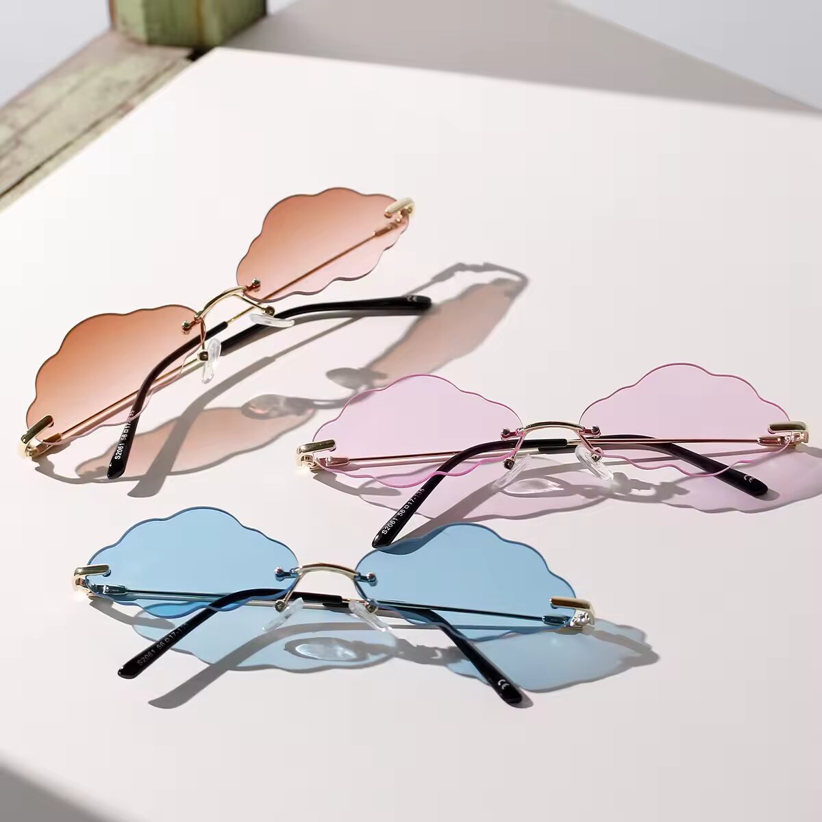 Cloud shaped sunglasses