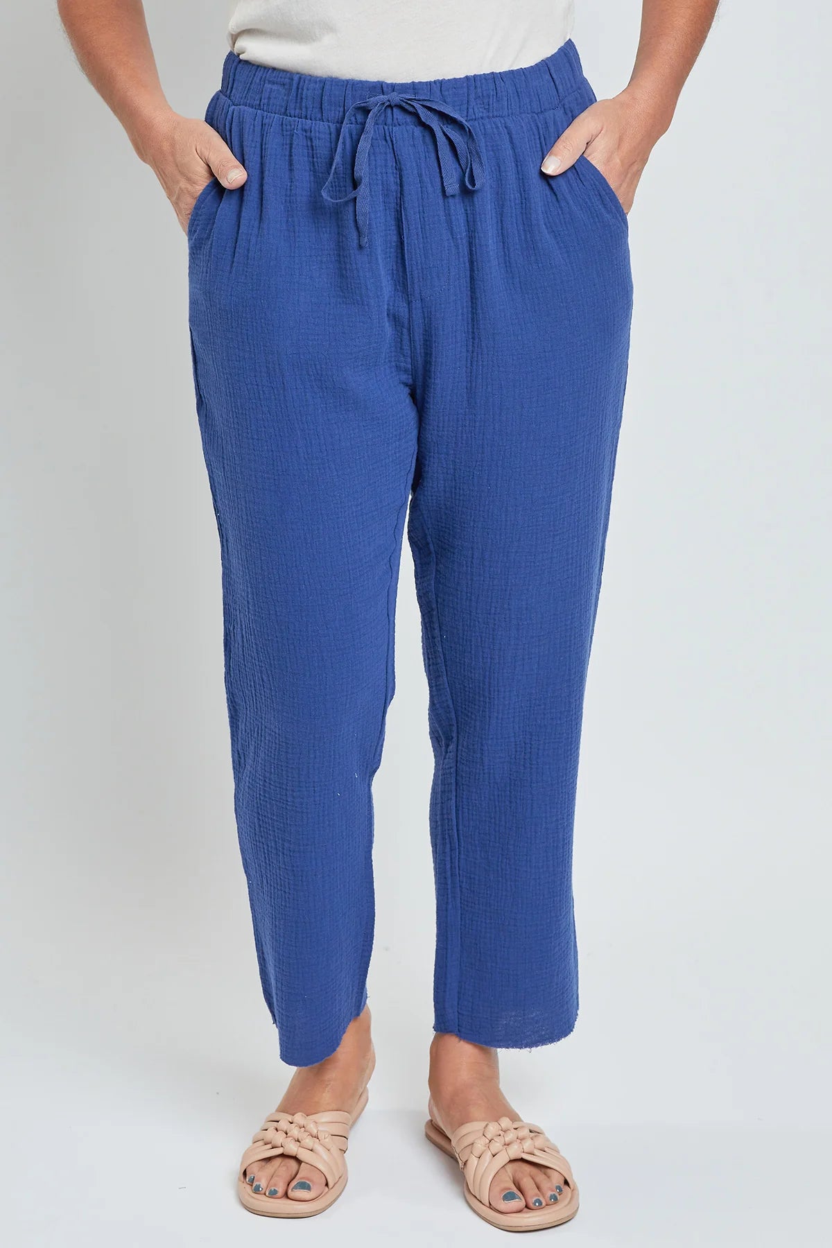 Women's Double Gauze Relaxed Fit Cropped Pant with Frayed Hem Deal Navy