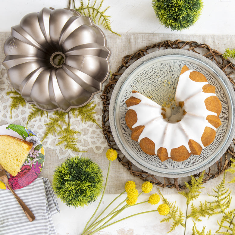 Toffee Original Bundt Pan