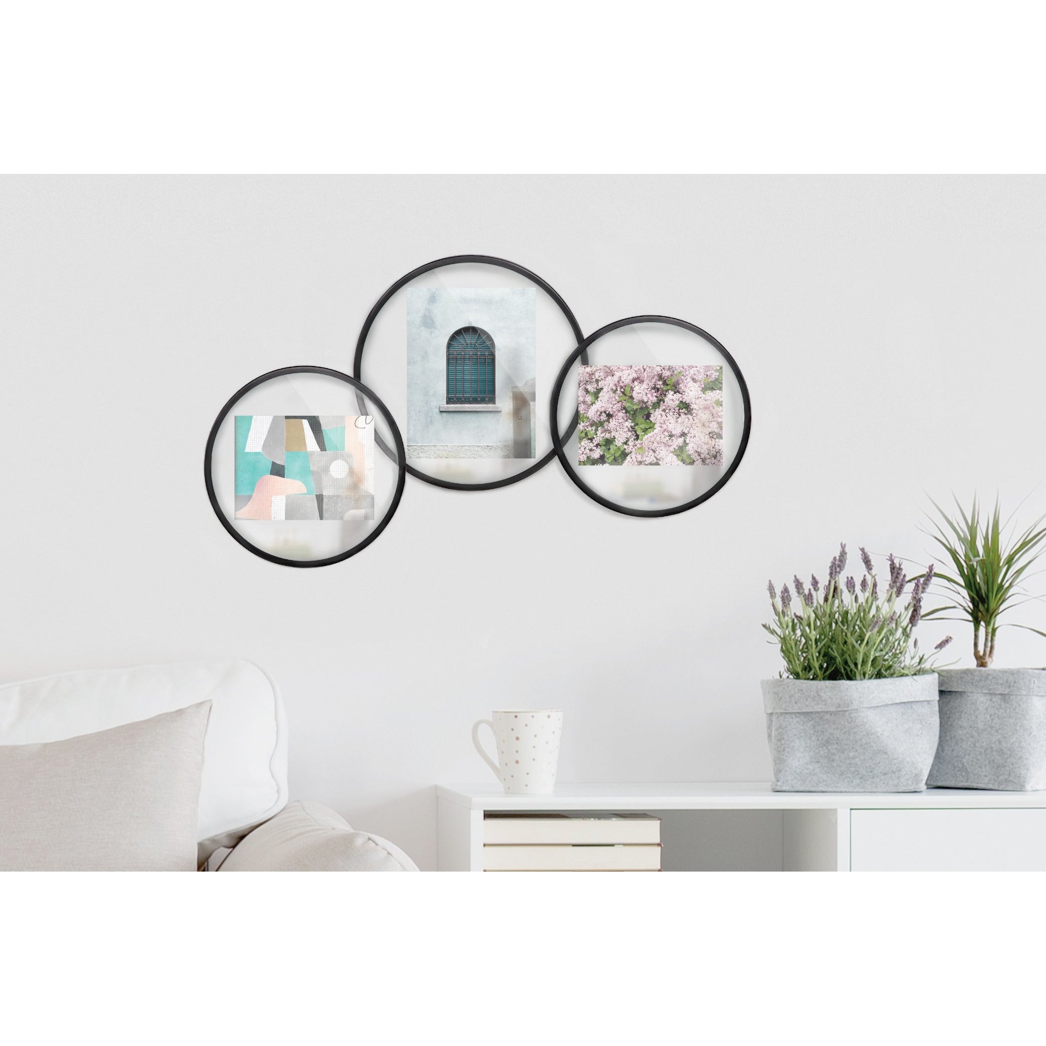 INFINITY ROUND PHOTO DISPLAY 4" x 6" IN 3 COLORS
