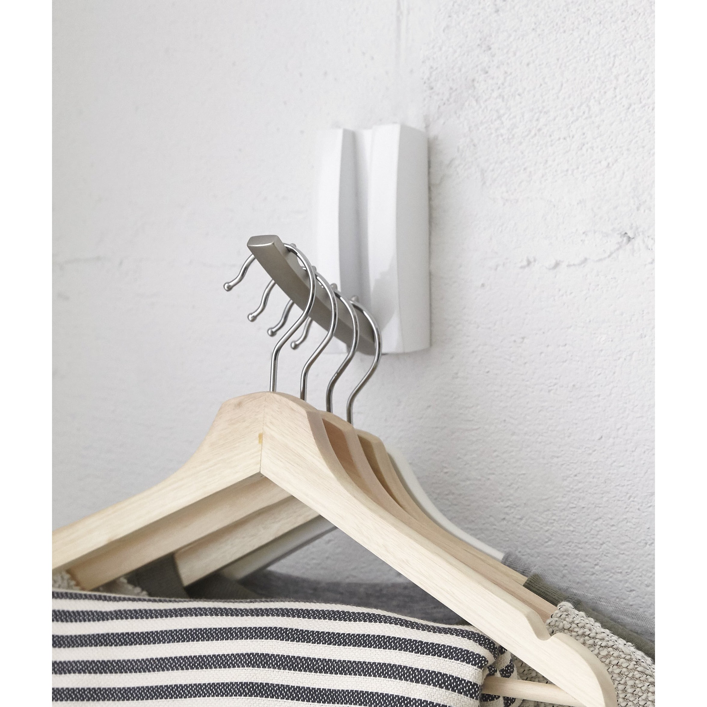 Flip Clothing Valet Hook