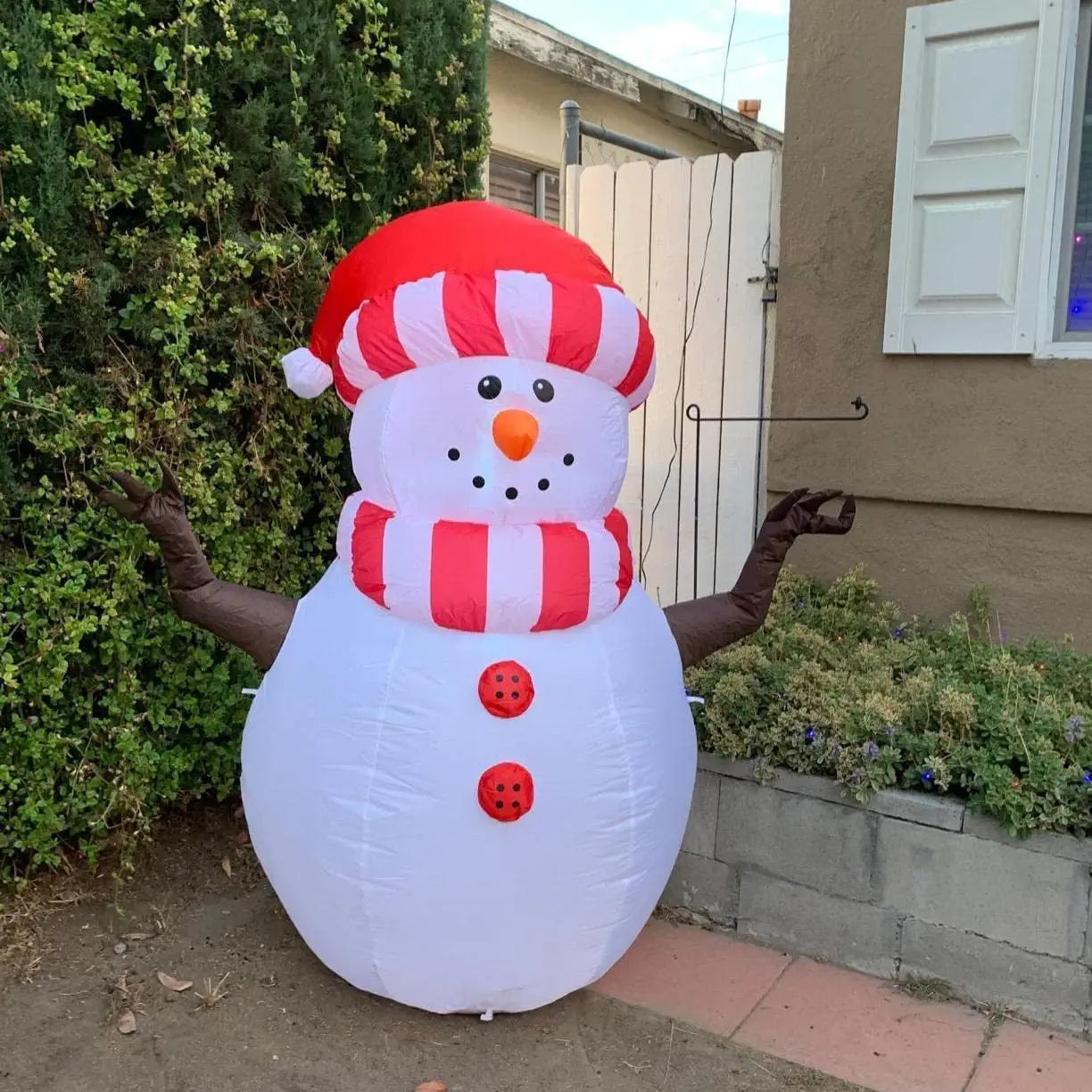 5 FT Tall Christmas Inflatables Outdoor Snowman