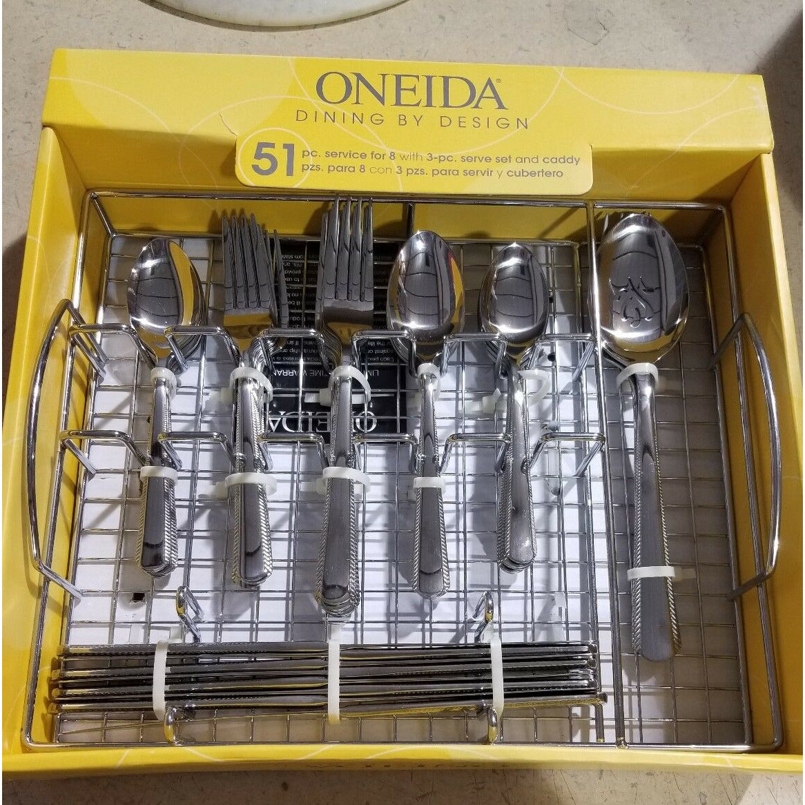 51 Piece Service for 8 with 3-pc Serve set and caddy