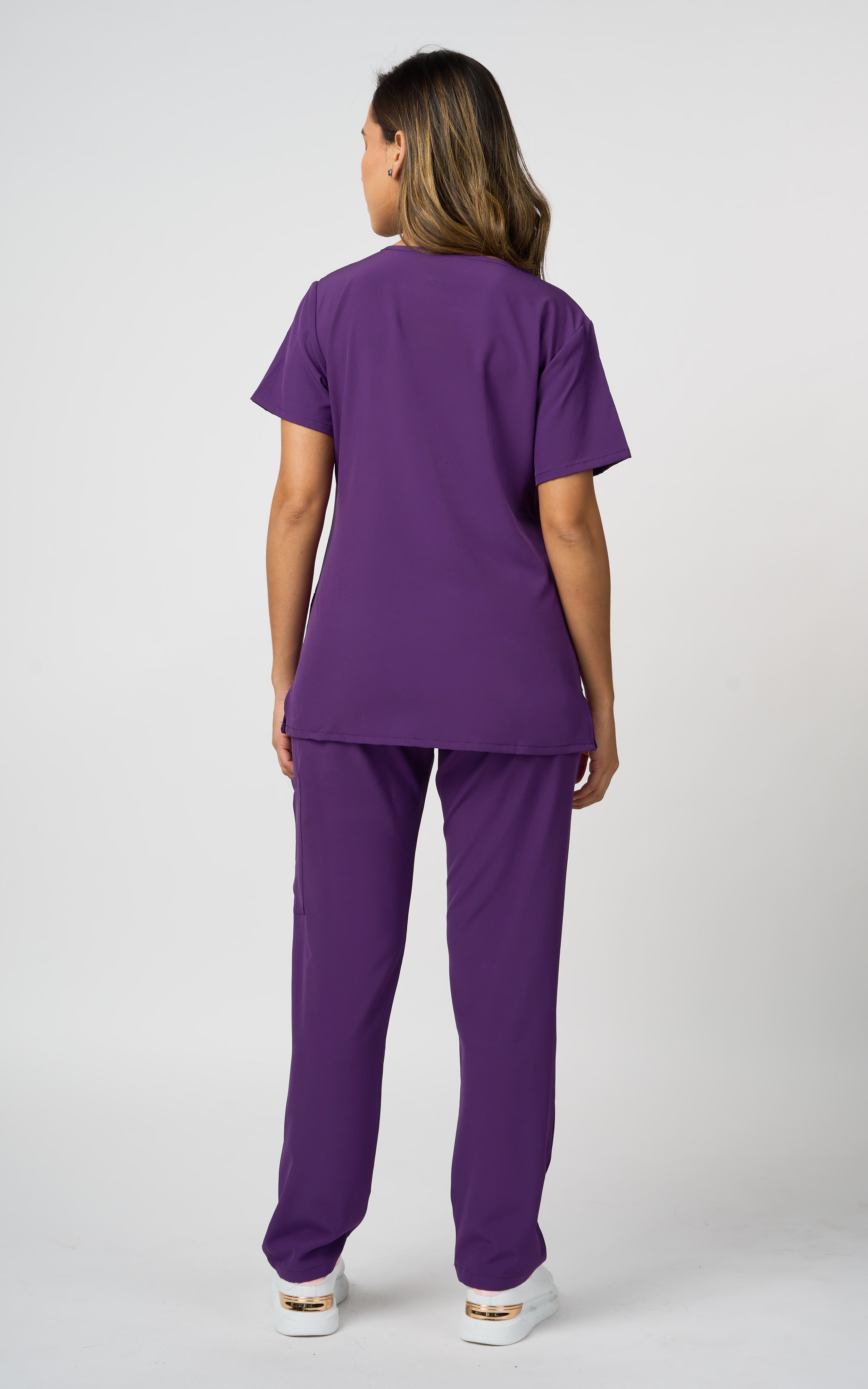 UNIFORME STRECH MORADO LOTO MODELO JOGGER (SLIM FIT)