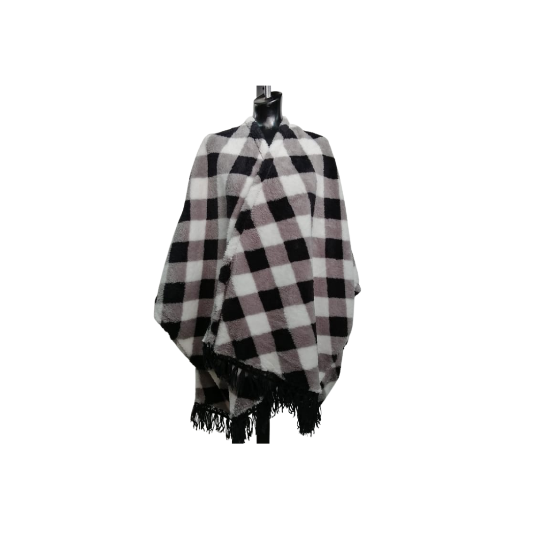 Poncho cuadros Negros, grises y blancos