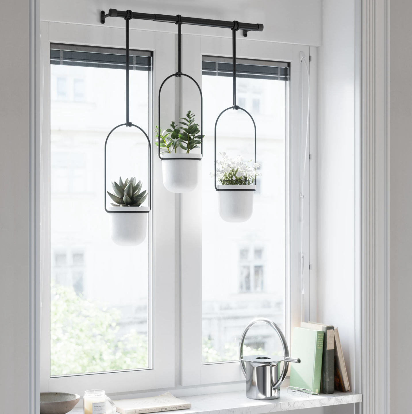 Triflora Hanging Planter System White/Black