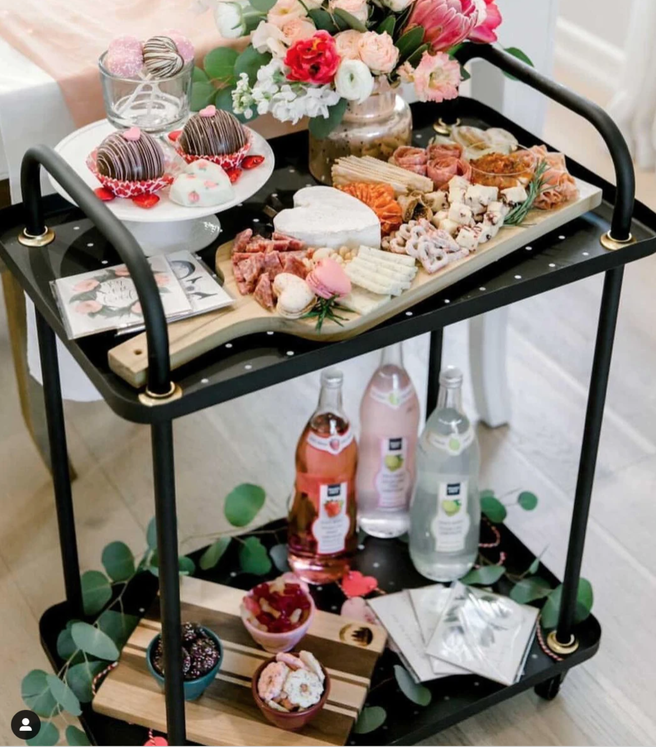 Black Rolling  Bar/Cart