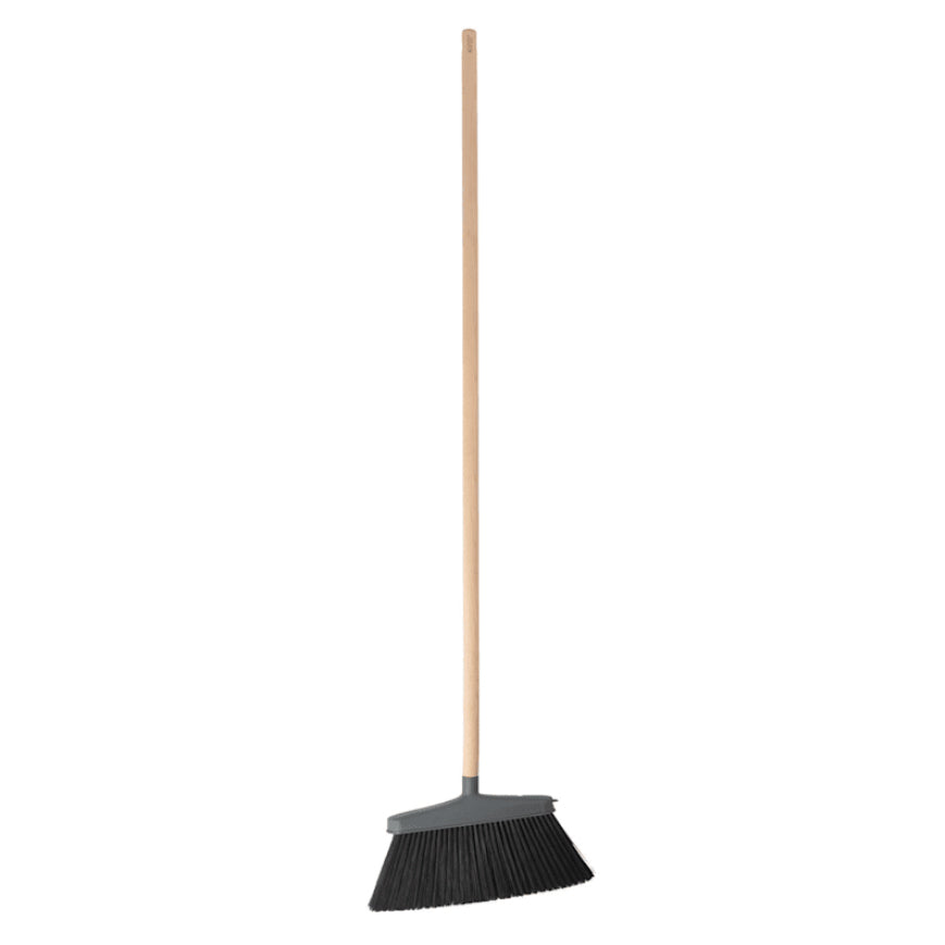 ANGLED BROOM