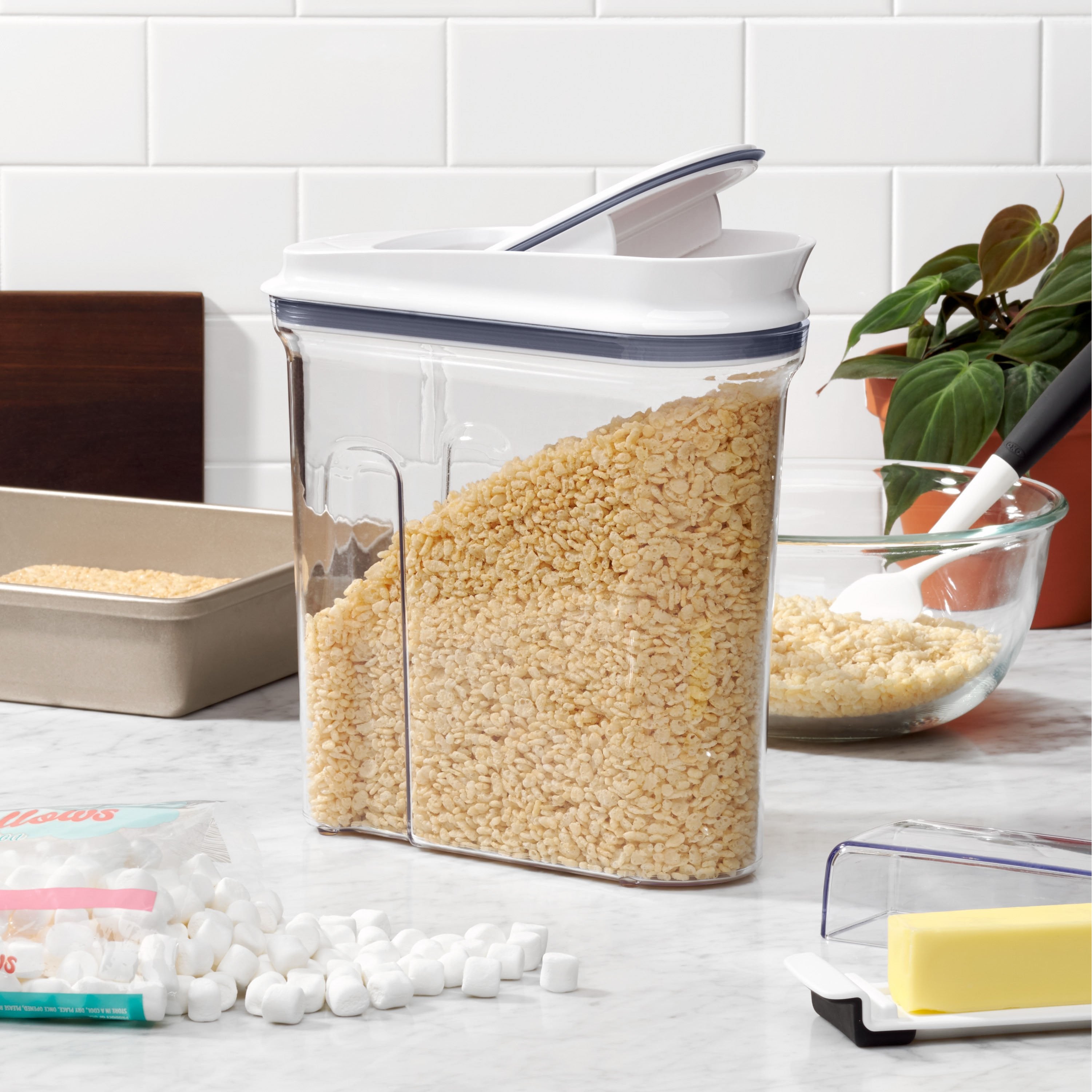 OXO GG POP MEDIUM CEREAL DISPENSER -3.4 QT